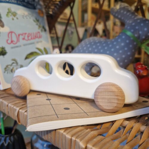 długi samochód do zabawy